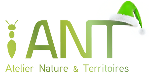 Atelier Nature et Territoires conçoit et fabrique en France des parcours de découverte de la nature et des panneaux pédagogiques éco-conçus pour valoriser la biodiversité. Spécialiste de la signalétique pédagogique et tourstirque, des sentiers d'interprétation et des aménagements ludiques, nous proposons également des outils et jeux pédagogiques clés-en-main pour l’éducation à l’environnement.