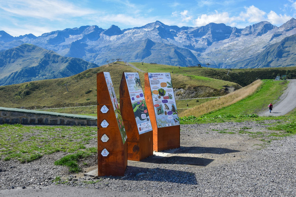 Panneau pédagogique, signalétique, interprétation, sensibilisation, montagne